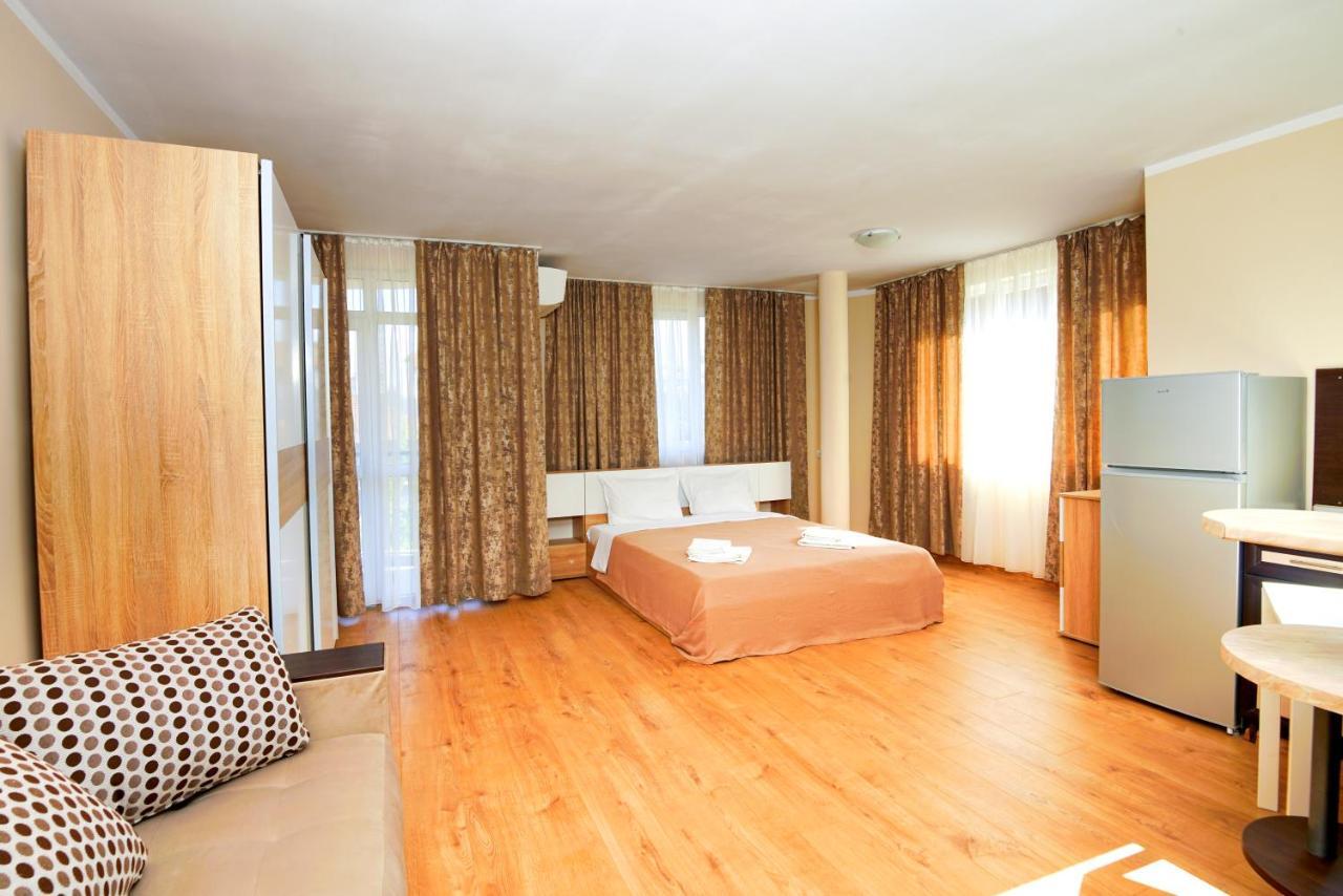Hotel House With Garden à Pomorie Extérieur photo