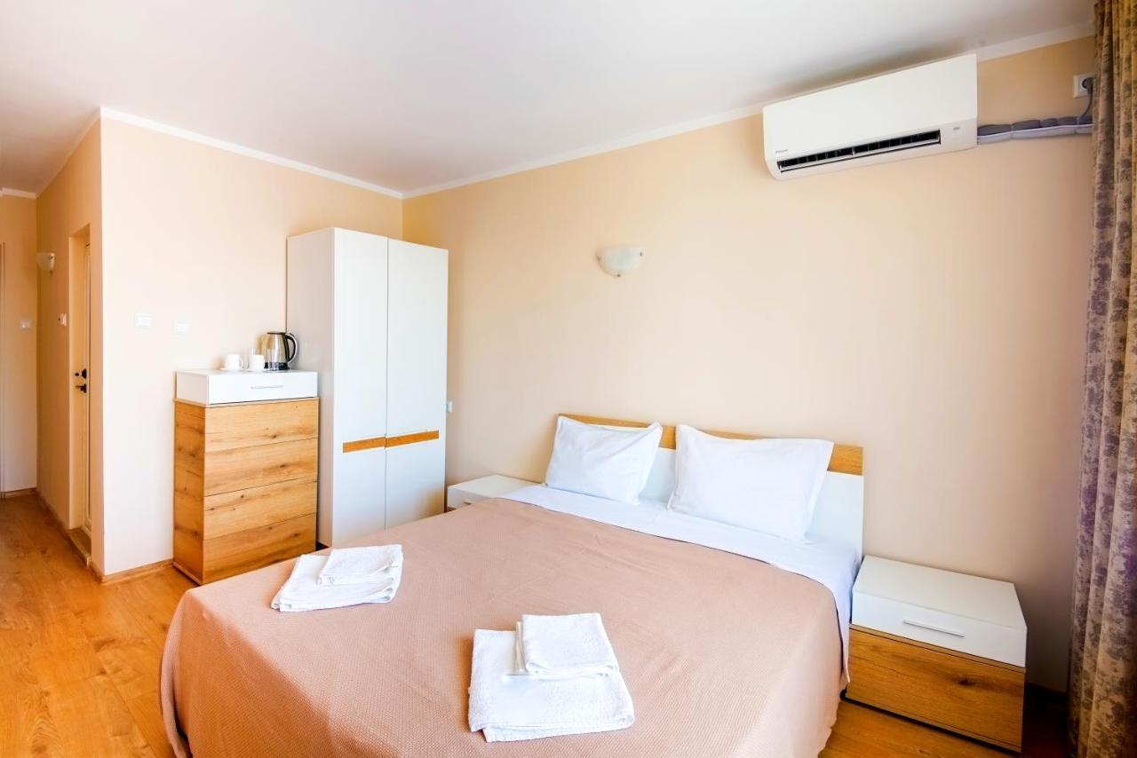 Hotel House With Garden à Pomorie Extérieur photo