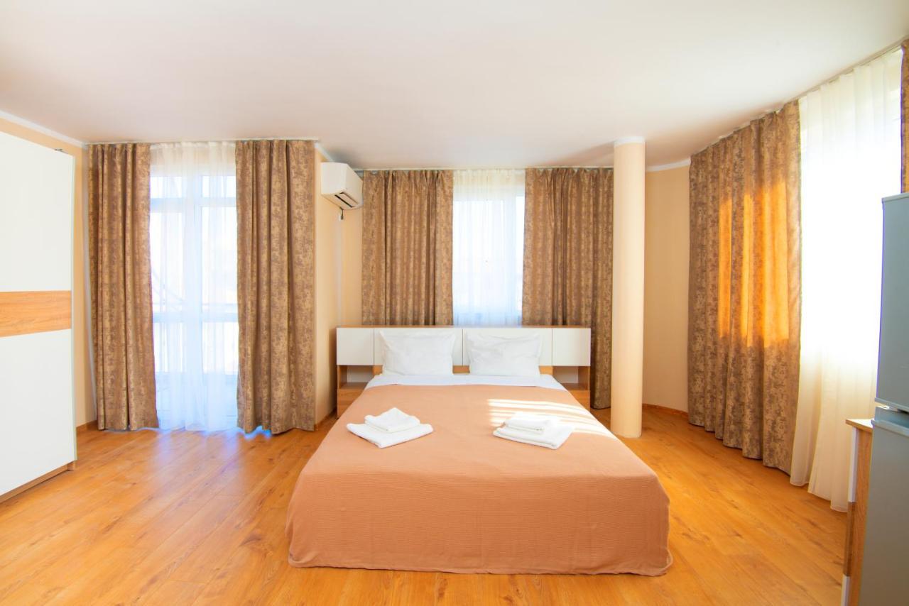 Hotel House With Garden à Pomorie Extérieur photo